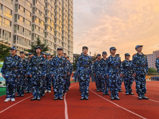 直击军训，电子信息工程学院学子军训进行时